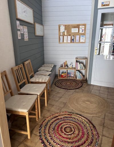 Salle d'attente cabinet sophrologie